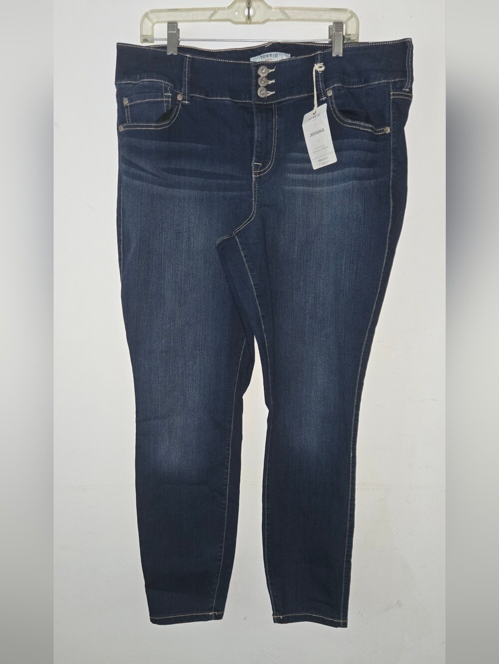 NWT Torrid Dark Wash High Rise 3-Button Jeggings - Size 20R